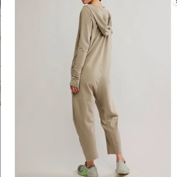 Free People Movement Long Sleeve Hot Shot Hooded Onesie in Sage Stone various - Picture 3 of 5
